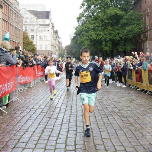13.09.2026 - Kiel Lauf Yannick Fuchs http://msf.ph/oto/10280842 13.09.2026 08:54:19 Ziel 1218, 1463, 1540, 2610, 2742, 4059, 4494, 4618, 4717, 4731, 5041, 6030, 6134, 6214, 6618, 8545, 9291, 9447, 9714, 10920, 11468, 11672, 11840, 120, 193, 258, 262, 488, 1244, 1529, 1823, 2122, 2141, 2324, 2447, 2489, 3234, 4607, 4618, 4717, 4791, 4956, 5236, 5432, 5586, 5993, 6267, 6628, 6733, 7341, 7470, 7815, 8006, 8332, 9266, 9850, 9880, 10726, 10775, 10868, 11170, 12111, 12112, 12511, 12663, 12711, 12829, 241, 3211, 3896, 3936 meine-sportfotos.de