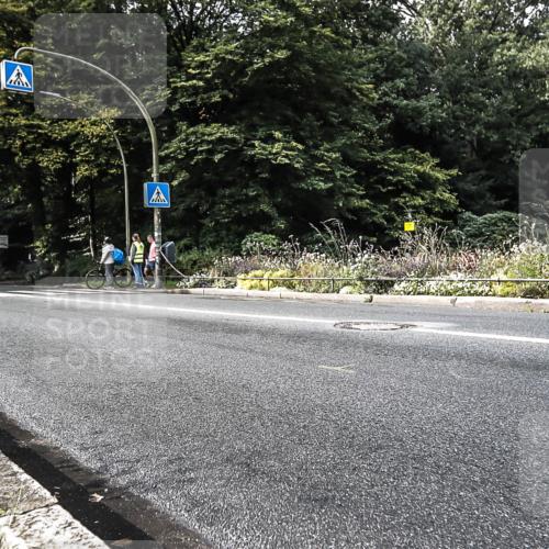 13.09.2026 - Stadtparktriathlon H.Heesch http://msf.ph/oto/10280862 13.09.2026 10:45:44 Radfahren 248, 414, 494, 563 meine-sportfotos.de