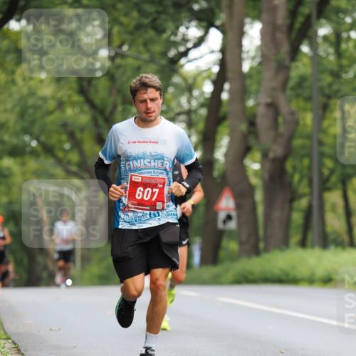13.09.2026 - 21. swb-Marathon Bremen TobiasT http://msf.ph/oto/10280872 13.09.2026 11:39:13 Laufen 21, 26, 1513, 607 meine-sportfotos.de