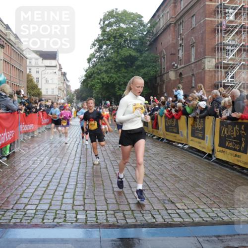 13.09.2026 - Kiel Lauf Yannick Fuchs http://msf.ph/oto/10280892 13.09.2026 08:54:23 Ziel 241, 1218, 1463, 2610, 2742, 3211, 3896, 4059, 4419, 4494, 4731, 5041, 5462, 6030, 6134, 6214, 6618, 6740, 6945, 7055, 8110, 8111, 8545, 9291, 9447, 9714, 10920, 10937, 11468, 11672, 11840, 120, 193, 258, 262, 488, 1244, 1529, 1540, 1823, 2122, 2141, 2324, 2489, 4607, 4618, 4717, 4791, 4956, 5236, 5432, 5586, 5993, 6134, 6267, 6628, 6733, 7341, 7470, 7815, 8006, 8332, 9266, 9291, 9850, 9880, 10726, 10775, 10868, 12111, 12112, 12663, 12711, 12829, 1701, 2139, 3936 meine-sportfotos.de