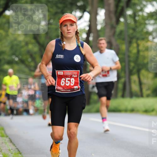13.09.2026 - 21. swb-Marathon Bremen TobiasT http://msf.ph/oto/10280898 13.09.2026 11:39:29 Laufen 659, 21, 126 meine-sportfotos.de