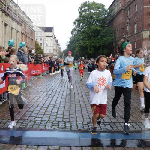 13.09.2026 - Kiel Lauf Yannick Fuchs http://msf.ph/oto/10280999 13.09.2026 08:54:31 Ziel 241, 2542, 2742, 3211, 3896, 3936, 4419, 5462, 5693, 6214, 6618, 6740, 6945, 7055, 7774, 8110, 8111, 8545, 9698, 9714, 10937, 11656, 120, 488, 1218, 1244, 1463, 1540, 1823, 2122, 2324, 2489, 2610, 4059, 4494, 4618, 4717, 4731, 4956, 5041, 5236, 5586, 5993, 6030, 6134, 6618, 7341, 7470, 9291, 9447, 9850, 9880, 10726, 10775, 10868, 10920, 11468, 11672, 11840, 12111, 12112, 12663, 12829, 159, 561, 820, 1701, 2139, 2770, 4227, 120, 2122 meine-sportfotos.de