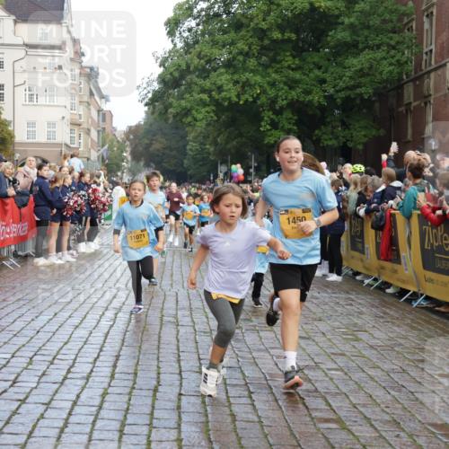 13.09.2026 - Kiel Lauf Yannick Fuchs http://msf.ph/oto/10281153 13.09.2026 08:54:46 Ziel 159, 561, 820, 1701, 2139, 2542, 2754, 2770, 3457, 4227, 5454, 6574, 6737, 7877, 8670, 8850, 9045, 9533, 10279, 10447, 10488, 11133, 11263, 11330, 11433, 11464, 11470, 12654, 241, 1218, 1463, 2542, 2610, 2742, 3211, 3896, 3936, 4059, 4419, 4494, 4731, 5041, 5462, 5693, 6030, 6134, 6214, 6618, 6740, 6945, 7055, 7774, 8110, 8111, 8545, 9291, 9447, 9698, 9714, 10920, 10937, 11468, 11656, 11672, 11840, 471, 495, 744, 889, 1450, 2699, 2773, 4069, 4348, 6607 meine-sportfotos.de