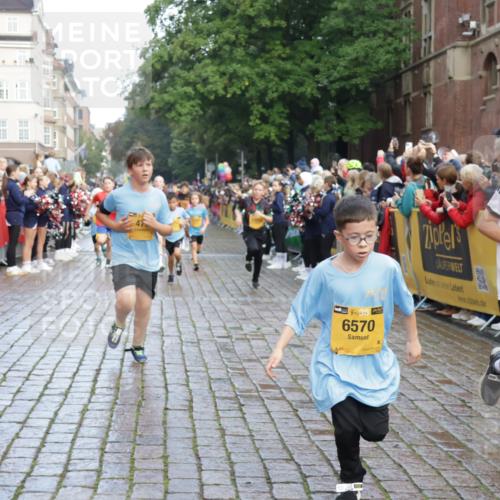 13.09.2026 - Kiel Lauf Yannick Fuchs http://msf.ph/oto/10281179 13.09.2026 08:54:48 Ziel 159, 561, 820, 1701, 2139, 2754, 2770, 3457, 4227, 5454, 6574, 6607, 6737, 7877, 8850, 9045, 9533, 10279, 10447, 10488, 11133, 11263, 11330, 11433, 11464, 11470, 12654, 241, 1218, 1463, 2542, 2610, 2742, 3211, 3896, 3936, 4059, 4419, 4494, 4731, 5041, 5462, 5693, 6030, 6134, 6214, 6618, 6740, 6945, 7055, 7774, 8110, 8111, 8545, 8670, 8850, 9291, 9447, 9698, 9714, 10920, 10937, 11468, 11656, 11672, 11840, 471, 495, 744, 889, 1450, 2699, 2773, 3863, 4069, 4348 meine-sportfotos.de