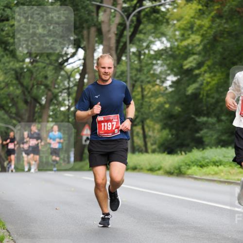 13.09.2026 - 21. swb-Marathon Bremen TobiasT http://msf.ph/oto/10281203 13.09.2026 11:40:57 Laufen 1197 meine-sportfotos.de