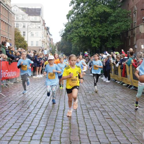 13.09.2026 - Kiel Lauf Yannick Fuchs http://msf.ph/oto/10281365 13.09.2026 08:55:03 Ziel 471, 495, 744, 889, 1450, 2699, 2773, 3863, 4069, 4348, 4828, 5212, 6570, 6607, 7917, 9163, 11071, 11235, 11780, 12349, 159, 561, 820, 1701, 2139, 2542, 2754, 2770, 3457, 3936, 4227, 5454, 5693, 6574, 6607, 6737, 6740, 6945, 7774, 7877, 8110, 8111, 8670, 8850, 9045, 9533, 9698, 10279, 10447, 10488, 11133, 11263, 11330, 11433, 11464, 11470, 11656, 12654, 114, 589, 1109, 1297, 1489, 1768, 2023, 3218, 3219, 3356, 3693, 5225, 5860, 6206, 7072, 7222, 8546, 11656 meine-sportfotos.de