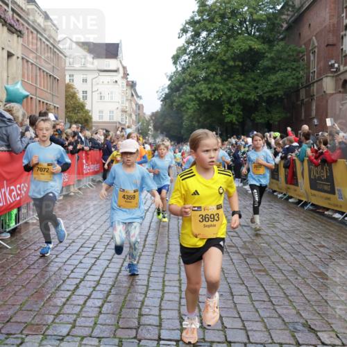 13.09.2026 - Kiel Lauf Yannick Fuchs http://msf.ph/oto/10281378 13.09.2026 08:55:04 Ziel 471, 495, 744, 889, 1450, 2699, 2773, 3863, 4069, 4348, 4828, 5212, 6570, 7917, 9163, 10817, 10822, 11071, 11235, 11780, 12291, 12349, 159, 561, 820, 1701, 2139, 2542, 2754, 2770, 3457, 3936, 4227, 4348, 5454, 5693, 6574, 6607, 6737, 7774, 7877, 8670, 8850, 9045, 9533, 9698, 10279, 10447, 10488, 11133, 11263, 11330, 11433, 11464, 11470, 11656, 11780, 12654, 114, 589, 1106, 1109, 1297, 1489, 1768, 2023, 3218, 3219, 3356, 3693, 5225, 5860, 6206, 7072, 7222, 8546, 11656 meine-sportfotos.de