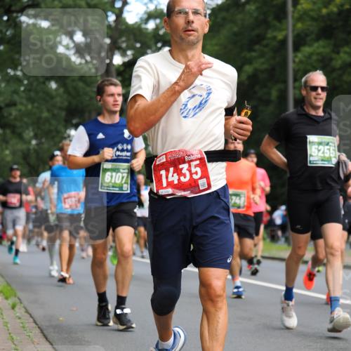 13.09.2026 - 21. swb-Marathon Bremen TobiasT http://msf.ph/oto/10281383 13.09.2026 11:55:03 Laufen 6107, 1435, 0991, 26, 748, 5255 meine-sportfotos.de