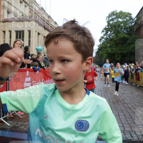 13.09.2026 - Kiel Lauf Yannick Fuchs http://msf.ph/oto/10281470 13.09.2026 08:55:10 Ziel 471, 495, 889, 1450, 1768, 2773, 3218, 3219, 3863, 5212, 5860, 6206, 6570, 7917, 8546, 9216, 10716, 10817, 10822, 11071, 11235, 11573, 12291, 12349, 159, 561, 744, 820, 1701, 2139, 2542, 2699, 2754, 2770, 2773, 3457, 4069, 4227, 4348, 4828, 5454, 6574, 6607, 6737, 7877, 8670, 8850, 9045, 9163, 9533, 9698, 10279, 10447, 10488, 11133, 11263, 11330, 11433, 11464, 11470, 11780, 12654, 114, 329, 589, 1106, 1109, 1297, 1489, 2023, 3356, 3693, 5225, 7072, 7222, 11656 meine-sportfotos.de