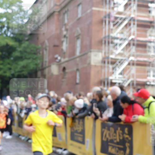 13.09.2026 - Kiel Lauf Yannick Fuchs http://msf.ph/oto/10281500 13.09.2026 08:55:13 Ziel 114, 471, 889, 1450, 1489, 1768, 3218, 3219, 3863, 5212, 5225, 5860, 6206, 6570, 7222, 7917, 8546, 9216, 10222, 10604, 10716, 10817, 10822, 11071, 11235, 11400, 11573, 12291, 12349, 159, 495, 561, 744, 820, 889, 1450, 1701, 2139, 2699, 2754, 2770, 2773, 3457, 4069, 4227, 4348, 4828, 5454, 6574, 6607, 6737, 7877, 8850, 9045, 9163, 9533, 10279, 10447, 10488, 11133, 11263, 11330, 11433, 11464, 11470, 11780, 12654, 329, 589, 1106, 1109, 1297, 1952, 2023, 3356, 3693, 7072 meine-sportfotos.de