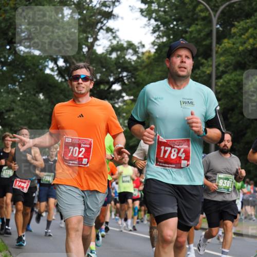 13.09.2026 - 21. swb-Marathon Bremen TobiasT http://msf.ph/oto/10281589 13.09.2026 11:56:04 Laufen 1796, 7368, 702, 1784, 21, 126, 23, 9391 meine-sportfotos.de