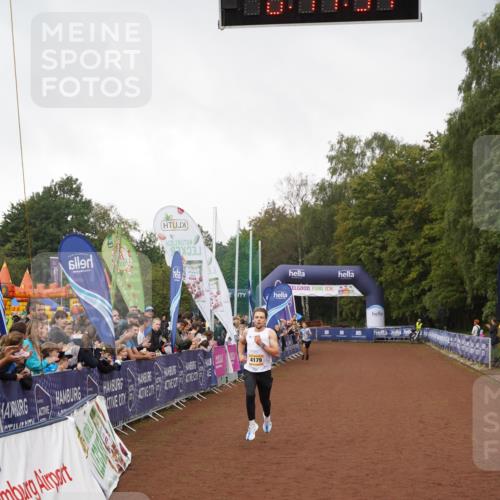 13.09.2026 - Airport Race Dennis Weichert http://msf.ph/oto/10281784 13.09.2026 10:18:25 Ziel 4179 meine-sportfotos.de