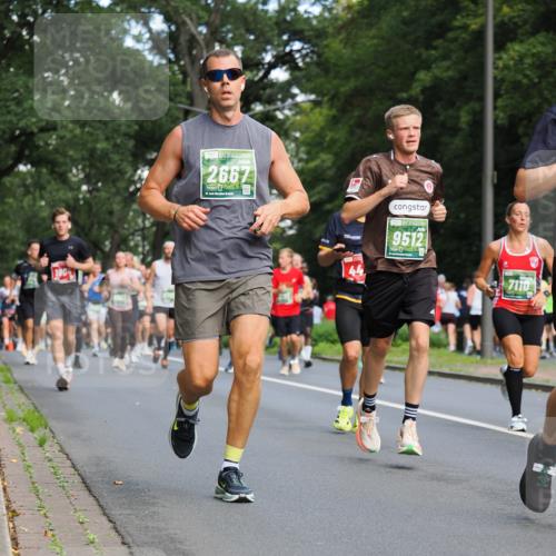 13.09.2026 - 21. swb-Marathon Bremen TobiasT http://msf.ph/oto/10281916 13.09.2026 11:57:58 Laufen 1904, 2667, 21, 44, 9512, 7110 meine-sportfotos.de