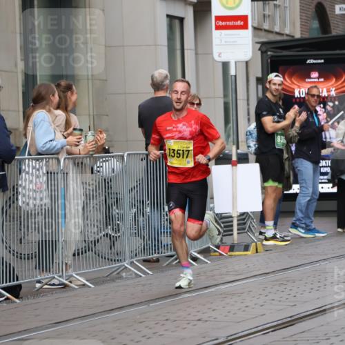 13.09.2026 - 21. swb-Marathon Bremen Strokosch-Dieckow http://msf.ph/oto/10281971 13.09.2026 10:29:23 Ziel 11234, 13510, 13579, 13623, 10597, 13517, 13542, 13557, 13604 meine-sportfotos.de
