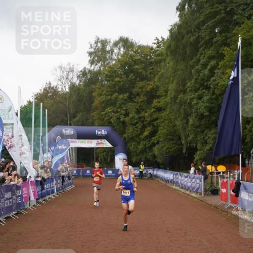13.09.2026 - Airport Race Dennis Weichert http://msf.ph/oto/10281977 13.09.2026 10:18:42 Ziel 5409, 5411 meine-sportfotos.de