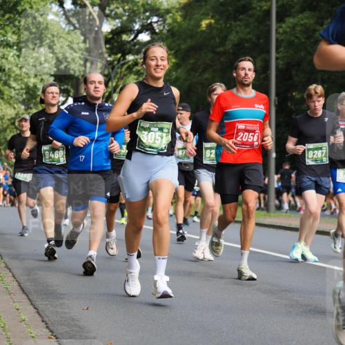 13.09.2026 - 21. swb-Marathon Bremen TobiasT http://msf.ph/oto/10282032 13.09.2026 11:58:40 Laufen 9460, 17, 3051, 92, 2056, 9267 meine-sportfotos.de