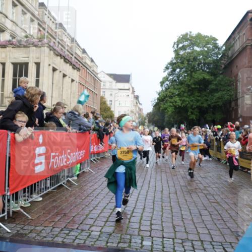 13.09.2026 - Kiel Lauf Yannick Fuchs http://msf.ph/oto/10282111 13.09.2026 08:56:04 Ziel 74, 76, 234, 547, 808, 1126, 1444, 1581, 2143, 2197, 2711, 3179, 3358, 3409, 3454, 5012, 5259, 5547, 5781, 6232, 6738, 7155, 7489, 7816, 8527, 8619, 9792, 9930, 9935, 11376, 11995, 12138, 12557, 277, 645, 1150, 1160, 1249, 1310, 1712, 1952, 2344, 2453, 2642, 2998, 3253, 3358, 4122, 4545, 4682, 4755, 5289, 5297, 5547, 5876, 5932, 6290, 7748, 7852, 7929, 9033, 9302, 10227, 10271, 10818, 11439, 11657, 12712, 669, 3750, 4023, 5545, 5823, 329, 7207, 7601, 7907, 12219 meine-sportfotos.de