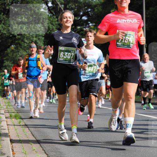 13.09.2026 - 21. swb-Marathon Bremen TobiasT http://msf.ph/oto/10282112 13.09.2026 11:59:53 Laufen 6497, 184, 21, 26, 6307, 5877, 4987 meine-sportfotos.de