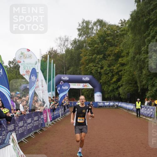 13.09.2026 - Airport Race Dennis Weichert http://msf.ph/oto/10282135 13.09.2026 10:19:23 Ziel 4175, 5120, 5205 meine-sportfotos.de