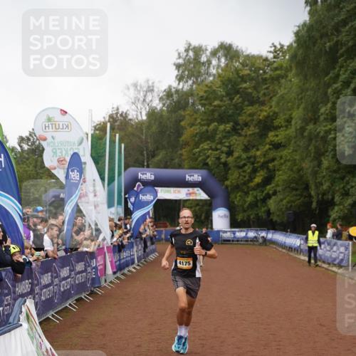 13.09.2026 - Airport Race Dennis Weichert http://msf.ph/oto/10282144 13.09.2026 10:19:23 Ziel 4175, 5120, 5205 meine-sportfotos.de