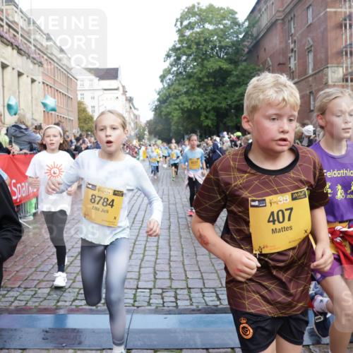 13.09.2026 - Kiel Lauf Yannick Fuchs http://msf.ph/oto/10282172 13.09.2026 08:56:07 Ziel 74, 76, 234, 547, 669, 808, 1126, 1444, 1581, 2143, 2197, 2711, 3179, 3350, 3409, 3454, 5012, 5259, 5759, 6212, 6232, 6738, 7155, 7390, 7489, 7816, 8527, 9374, 9930, 9935, 11376, 11995, 12138, 12242, 12557, 277, 547, 645, 1150, 1160, 1249, 1310, 1712, 2344, 2453, 2998, 3253, 3358, 4122, 4545, 4682, 4755, 5289, 5297, 5547, 5781, 5876, 6290, 7748, 7929, 9033, 9302, 10227, 10271, 10818, 11439, 11657, 12712, 3750, 4023, 5545, 5823, 329, 7207, 7601, 7907, 12219 meine-sportfotos.de