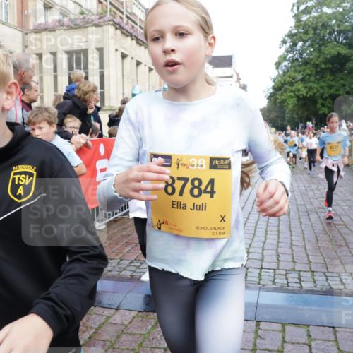 13.09.2026 - Kiel Lauf Yannick Fuchs http://msf.ph/oto/10282180 13.09.2026 08:56:07 Ziel 74, 76, 234, 547, 669, 808, 1126, 1444, 1581, 2143, 2197, 2711, 3179, 3350, 3409, 3454, 5012, 5259, 5759, 6212, 6232, 6738, 7155, 7390, 7489, 7816, 8527, 9374, 9930, 9935, 11376, 11995, 12138, 12242, 12557, 277, 547, 645, 1150, 1160, 1249, 1310, 1712, 2344, 2453, 2998, 3253, 3358, 4122, 4545, 4682, 4755, 5289, 5297, 5547, 5781, 5876, 6290, 7748, 7929, 9033, 9302, 10227, 10271, 10818, 11439, 11657, 12712, 3750, 4023, 5545, 5823, 329, 7207, 7601, 7907, 12219 meine-sportfotos.de