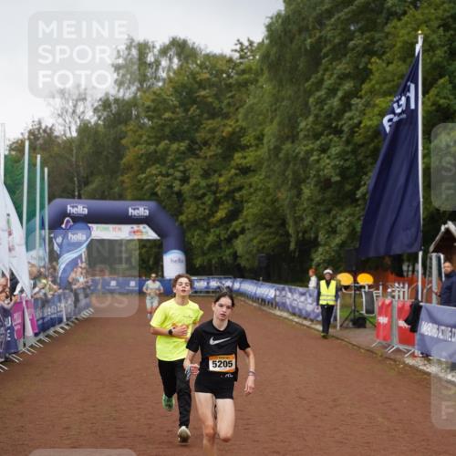 13.09.2026 - Airport Race Dennis Weichert http://msf.ph/oto/10282235 13.09.2026 10:19:29 Ziel 4175, 5120, 5205, 5451 meine-sportfotos.de