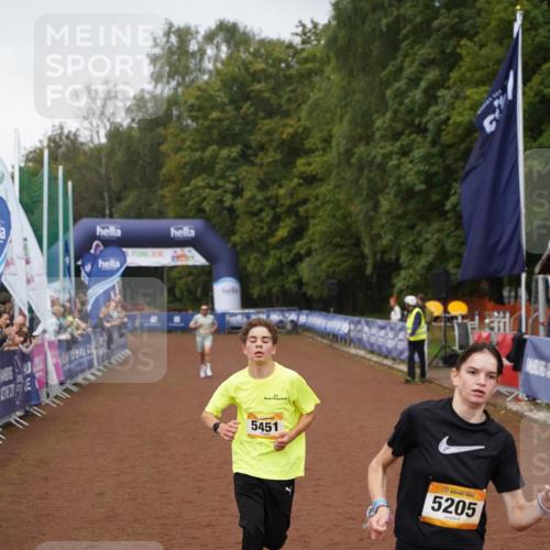 13.09.2026 - Airport Race Dennis Weichert http://msf.ph/oto/10282291 13.09.2026 10:19:30 Ziel 4175, 5120, 5205, 5257, 5451 meine-sportfotos.de