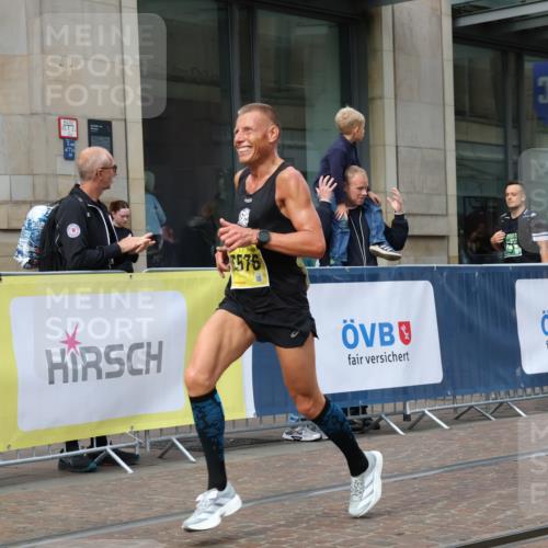 13.09.2026 - 21. swb-Marathon Bremen Strokosch-Dieckow http://msf.ph/oto/10282313 13.09.2026 10:30:21 Ziel 12458, 13537, 13603, 13522, 13561, 13569, 13576 meine-sportfotos.de
