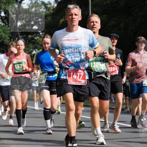 13.09.2026 - 21. swb-Marathon Bremen TobiasT http://msf.ph/oto/10282324 13.09.2026 12:01:00 Laufen 553, 21, 178, 110, 1975, 1417, 26, 1301, 1994 meine-sportfotos.de