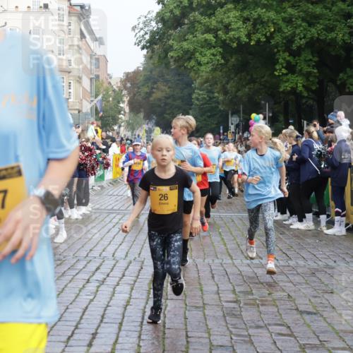13.09.2026 - Kiel Lauf Yannick Fuchs http://msf.ph/oto/10282332 13.09.2026 08:56:16 Ziel 669, 1346, 2197, 2497, 2640, 2685, 3179, 3350, 3750, 4023, 4165, 5545, 5687, 5759, 5823, 6003, 6212, 6232, 6275, 6591, 6738, 7155, 7390, 7489, 7702, 7726, 7769, 8056, 8259, 8544, 8917, 9374, 10803, 11310, 11409, 11995, 12242, 74, 76, 234, 277, 547, 645, 808, 1126, 1150, 1160, 1249, 1310, 1444, 1581, 1712, 2143, 2711, 2998, 3253, 3358, 3409, 3454, 4545, 4682, 4755, 5012, 5259, 5289, 5297, 5547, 5781, 5876, 6290, 7748, 9033, 9302, 10818, 11439 meine-sportfotos.de