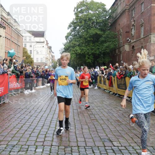 13.09.2026 - Kiel Lauf Yannick Fuchs http://msf.ph/oto/10282373 13.09.2026 08:56:19 Ziel 407, 470, 669, 759, 1009, 1346, 2173, 2497, 2640, 2685, 2719, 3179, 3350, 3750, 4023, 4165, 4602, 5459, 5545, 5687, 5759, 5823, 6003, 6212, 6275, 6371, 6591, 7390, 7489, 7702, 7726, 7769, 8056, 8259, 8544, 8784, 8917, 9374, 9957, 10610, 10803, 11310, 11409, 12242, 74, 76, 234, 277, 547, 645, 808, 1126, 1160, 1249, 1310, 1444, 1581, 1712, 2143, 2197, 2711, 3179, 3253, 3358, 3409, 3454, 4545, 4682, 4755, 5012, 5259, 5289, 5297, 5547, 5781, 5876, 6232, 6290, 10818 meine-sportfotos.de