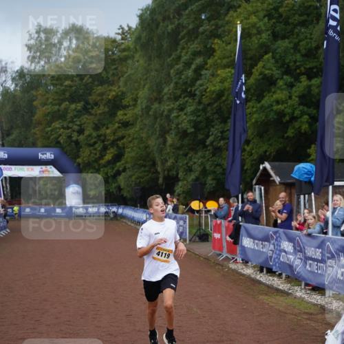 13.09.2026 - Airport Race Dennis Weichert http://msf.ph/oto/10282432 13.09.2026 10:20:44 Ziel 4119 meine-sportfotos.de
