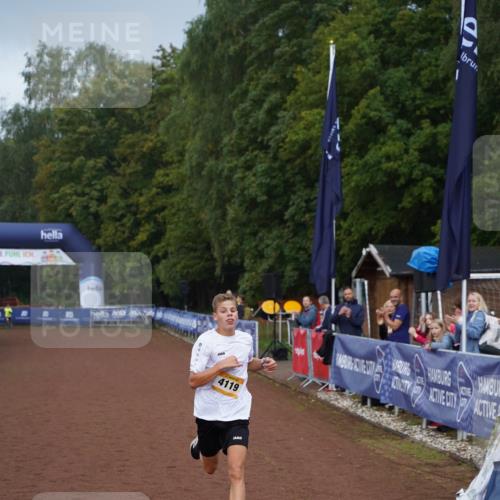 13.09.2026 - Airport Race Dennis Weichert http://msf.ph/oto/10282442 13.09.2026 10:20:44 Ziel 4119 meine-sportfotos.de