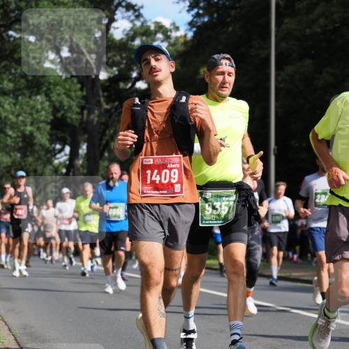 13.09.2026 - 21. swb-Marathon Bremen TobiasT http://msf.ph/oto/10282467 13.09.2026 12:01:39 Laufen 1409, 21, 9351, 21 meine-sportfotos.de