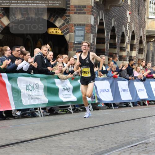 13.09.2026 - 21. swb-Marathon Bremen Strokosch-Dieckow http://msf.ph/oto/10282633 13.09.2026 10:27:15 Ziel 13502, 13627 meine-sportfotos.de