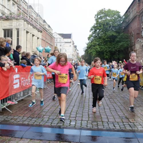 13.09.2026 - Kiel Lauf Yannick Fuchs http://msf.ph/oto/10282676 13.09.2026 08:56:34 Ziel 26, 582, 758, 1137, 1285, 1950, 2719, 3078, 3520, 3930, 4127, 4128, 4188, 4537, 4617, 5315, 6449, 7865, 7866, 8160, 8719, 8785, 9021, 9626, 10091, 10612, 10939, 11795, 12032, 74, 76, 234, 407, 470, 669, 759, 808, 1009, 1126, 1346, 1444, 1581, 2143, 2173, 2197, 2497, 2640, 2685, 2719, 3179, 3350, 3409, 3454, 3750, 4023, 4165, 5012, 5259, 5687, 5759, 6003, 6212, 6232, 7390, 9374, 482, 653, 1222, 2479, 2543, 5781 meine-sportfotos.de