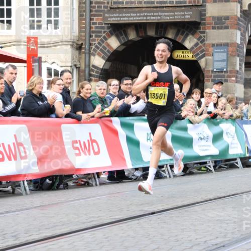 13.09.2026 - 21. swb-Marathon Bremen Strokosch-Dieckow http://msf.ph/oto/10282737 13.09.2026 10:28:24 Ziel 13501, 13515, 13547, 13567, 13635 meine-sportfotos.de