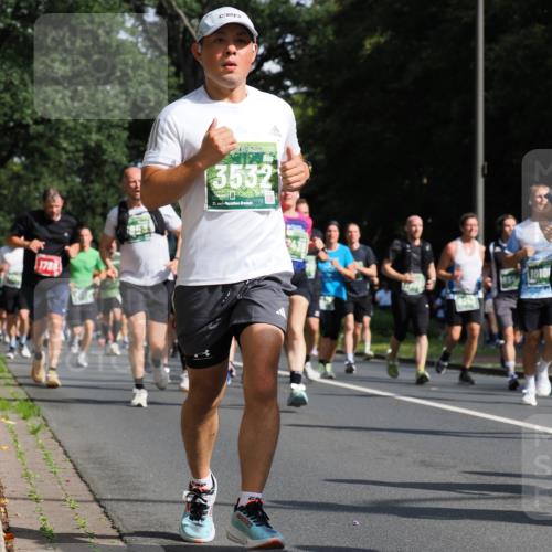 13.09.2026 - 21. swb-Marathon Bremen TobiasT http://msf.ph/oto/10282873 13.09.2026 12:03:10 Laufen 1788, 3532, 21, 20 meine-sportfotos.de
