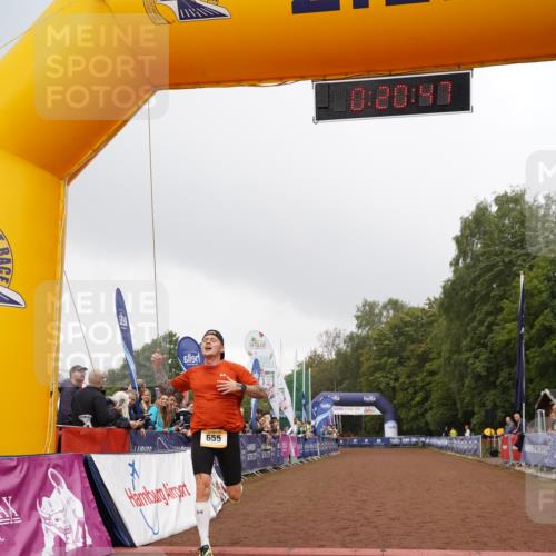 13.09.2026 - Airport Race Dennis Weichert http://msf.ph/oto/10282896 13.09.2026 10:21:21 Ziel 655, 4188 meine-sportfotos.de