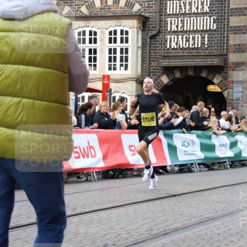 13.09.2026 - 21. swb-Marathon Bremen Strokosch-Dieckow http://msf.ph/oto/10282932 13.09.2026 10:28:45 Ziel 12272, 13515, 13547, 13635, 13624 meine-sportfotos.de