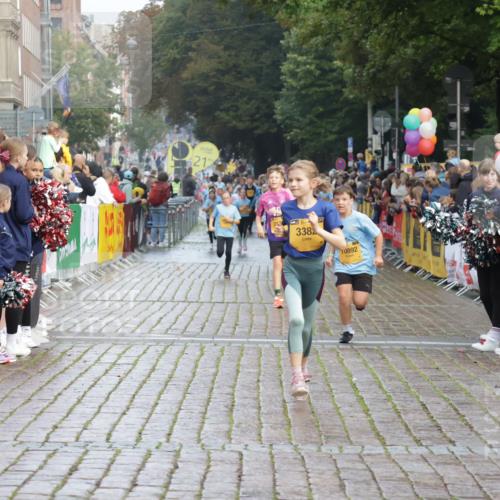 13.09.2026 - Kiel Lauf Yannick Fuchs http://msf.ph/oto/10282939 13.09.2026 08:56:57 Ziel 81, 482, 653, 1222, 2384, 2479, 2543, 3034, 3161, 3305, 4558, 4680, 4901, 4908, 4925, 5223, 5333, 6361, 6807, 6903, 7559, 7752, 7927, 8094, 8424, 9156, 9307, 9564, 9826, 9940, 10042, 10603, 11423, 11495, 11558, 11986, 12062, 12154, 12350, 12455, 12522, 26, 139, 407, 470, 582, 758, 759, 899, 1009, 1137, 1285, 1340, 1544, 1950, 2173, 2478, 2719, 3078, 3303, 3520, 3740, 3930, 4127, 4128, 4136, 4188, 4228, 4925, 5597, 8270, 9292, 9562, 10213, 11627, 470 meine-sportfotos.de