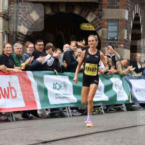 13.09.2026 - 21. swb-Marathon Bremen Strokosch-Dieckow http://msf.ph/oto/10282994 13.09.2026 10:28:48 Ziel 12272, 13515, 13547, 13567, 13635, 13614 meine-sportfotos.de