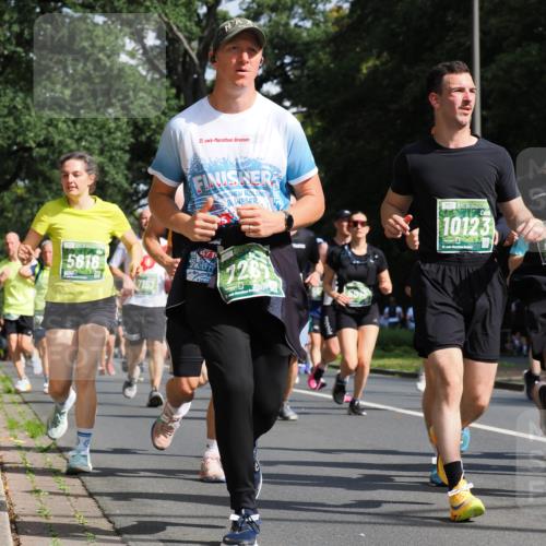 13.09.2026 - 21. swb-Marathon Bremen TobiasT http://msf.ph/oto/10282997 13.09.2026 12:03:27 Laufen 5616, 7157, 21, 10123, 421, 12, 21 meine-sportfotos.de