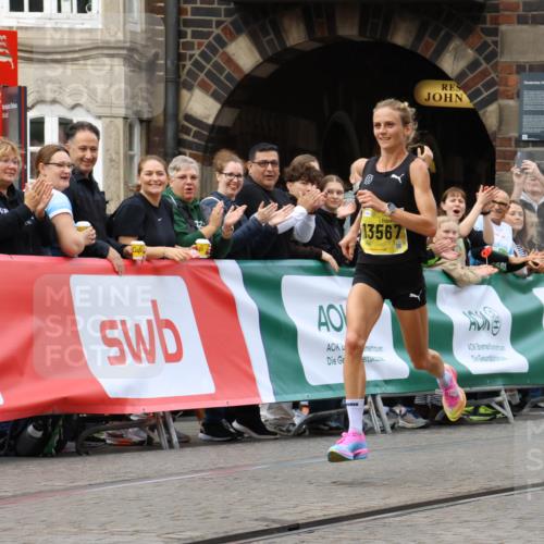 13.09.2026 - 21. swb-Marathon Bremen Strokosch-Dieckow http://msf.ph/oto/10283013 13.09.2026 10:28:48 Ziel 12272, 13515, 13547, 13567, 13635, 13614 meine-sportfotos.de