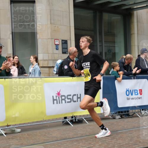 13.09.2026 - 21. swb-Marathon Bremen Strokosch-Dieckow http://msf.ph/oto/10283043 13.09.2026 10:32:25 Ziel 13524, 13550, 13581, 13599, 13622, 13524, 13543, 13564, 13582, 13632, 13638, 13639 meine-sportfotos.de
