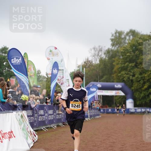 13.09.2026 - Airport Race Dennis Weichert http://msf.ph/oto/10283056 13.09.2026 10:21:48 Ziel 5245, 5300 meine-sportfotos.de