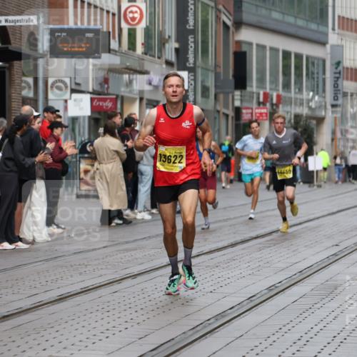 13.09.2026 - 21. swb-Marathon Bremen Strokosch-Dieckow http://msf.ph/oto/10283075 13.09.2026 10:32:42 Ziel 13550, 13581, 13599, 13622, 13524, 13564, 13622, 13638 meine-sportfotos.de
