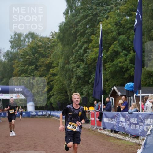 13.09.2026 - Airport Race Dennis Weichert http://msf.ph/oto/10283082 13.09.2026 10:22:00 Ziel 5309, 5388 meine-sportfotos.de