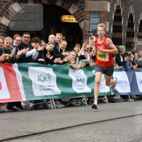 13.09.2026 - 21. swb-Marathon Bremen Strokosch-Dieckow http://msf.ph/oto/10283091 13.09.2026 10:28:52 Ziel 13515, 13547, 13567, 13635, 13604, 13614 meine-sportfotos.de
